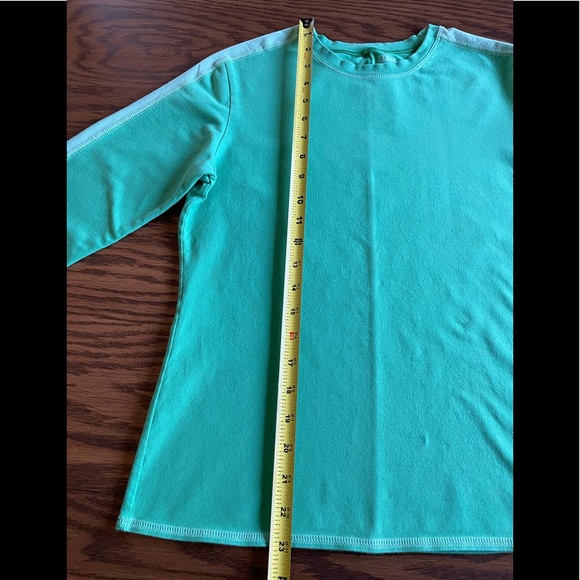 L.L. Bean Green Pima Cotton Crew Neck Top Size XS - Picture 2 of 10